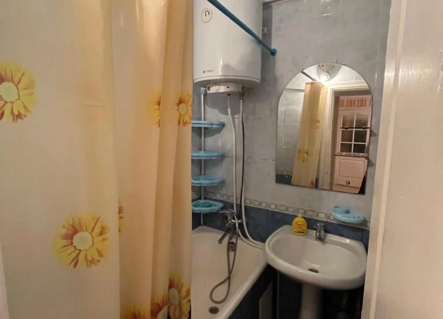 Apartment 2-На Квартира Вул. Михайла Донця 5, Поруч Нау, Кпі, Клініка Шалімова, Метро Шулявська -15 Хв Kyiv